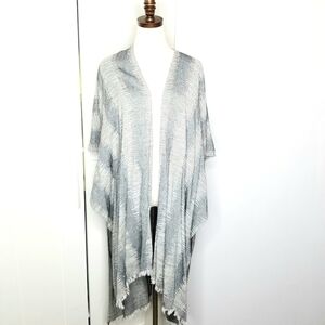 Soft Surroundings Missy One Size Gray Boho Beachy Lightweight Fringed Poncho